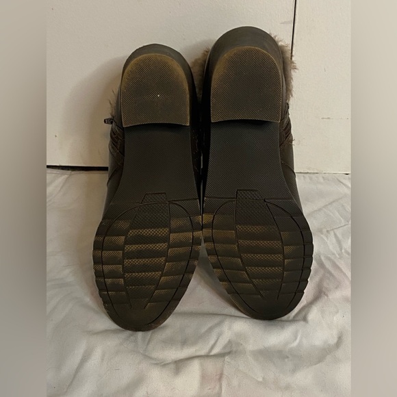 NWOT. LONDON FOG Women's HESTER Warm Lined Bootie BROWN Smooth 7M - Picture 7 of 7